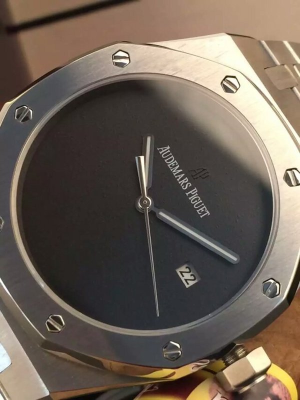 Audemars Piguet Royal Oak – Black Dial