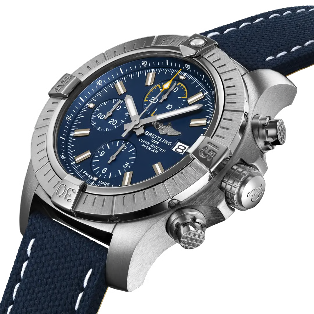 Breitling Avenger Chronograph