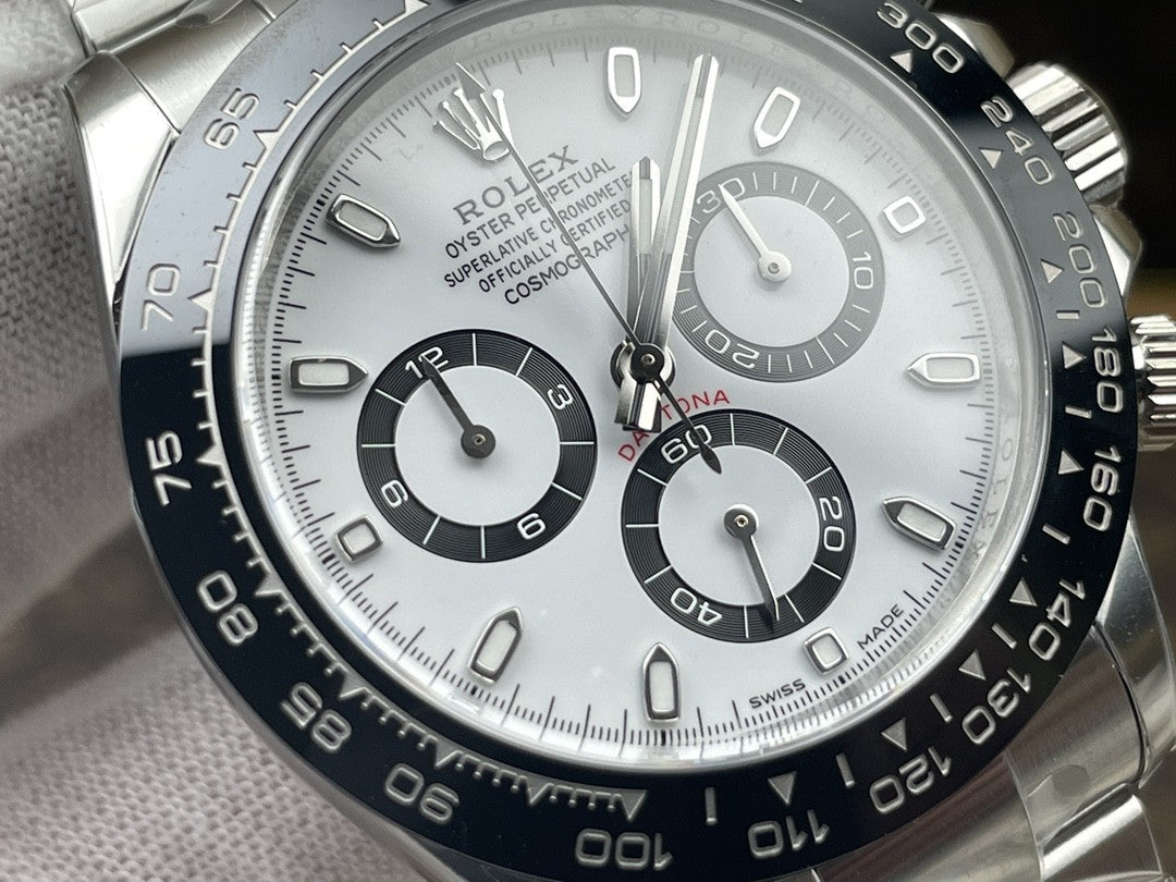 Rolex Daytona 40mm White “Panda” Dial