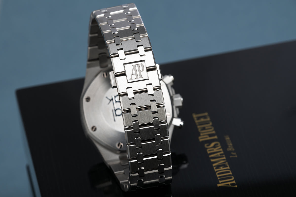 Audemars Piguet Royal Oak Chronograph 41mm  "Panda" Super Clone