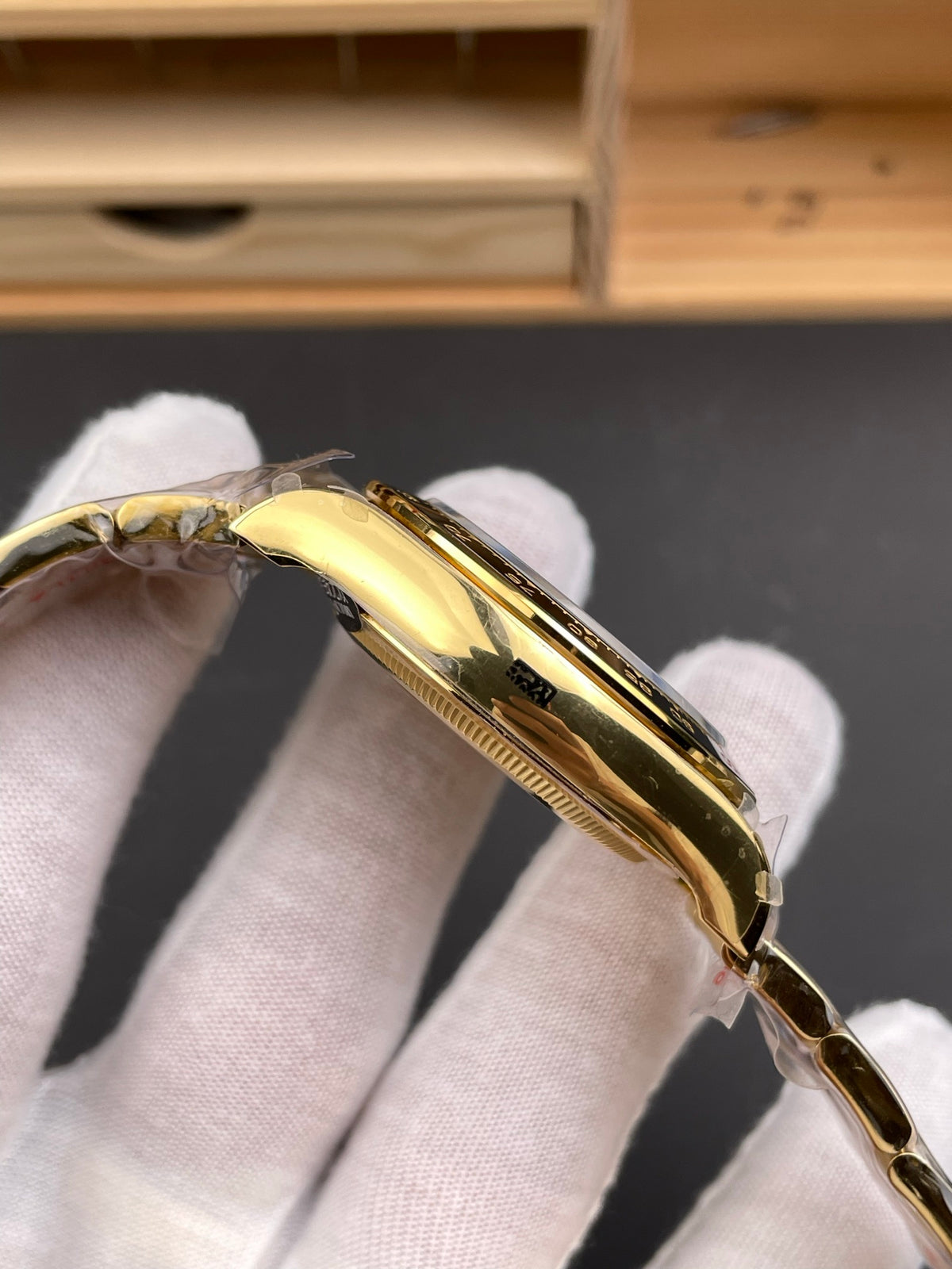 Rolex Daytona - Yellow Gold Meteorite