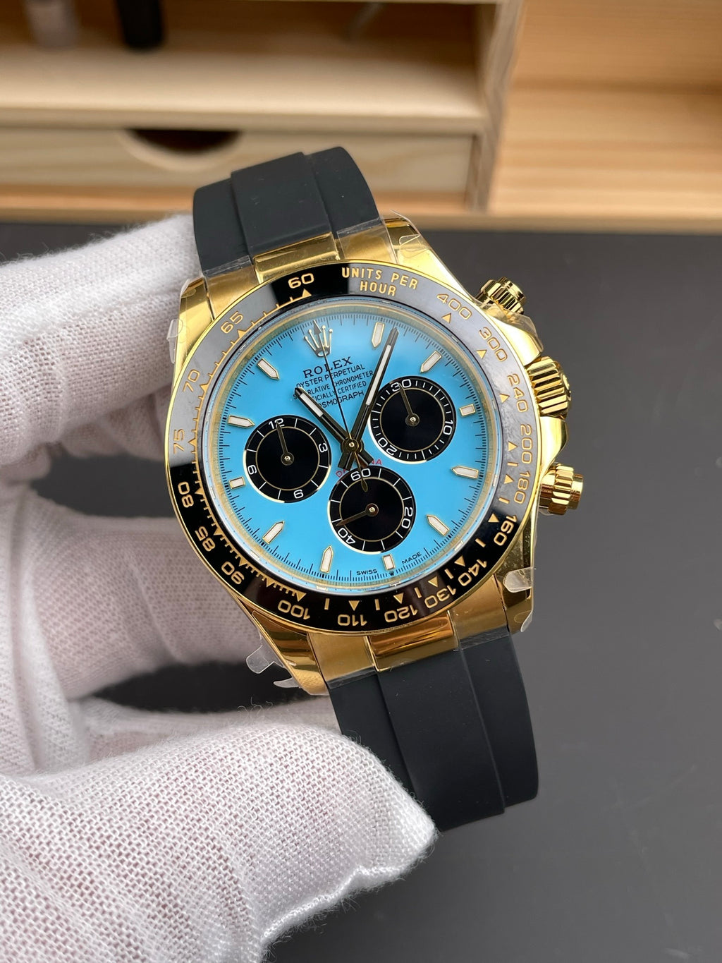 Rolex Daytona - Turquoise Blue Yellow Gold
