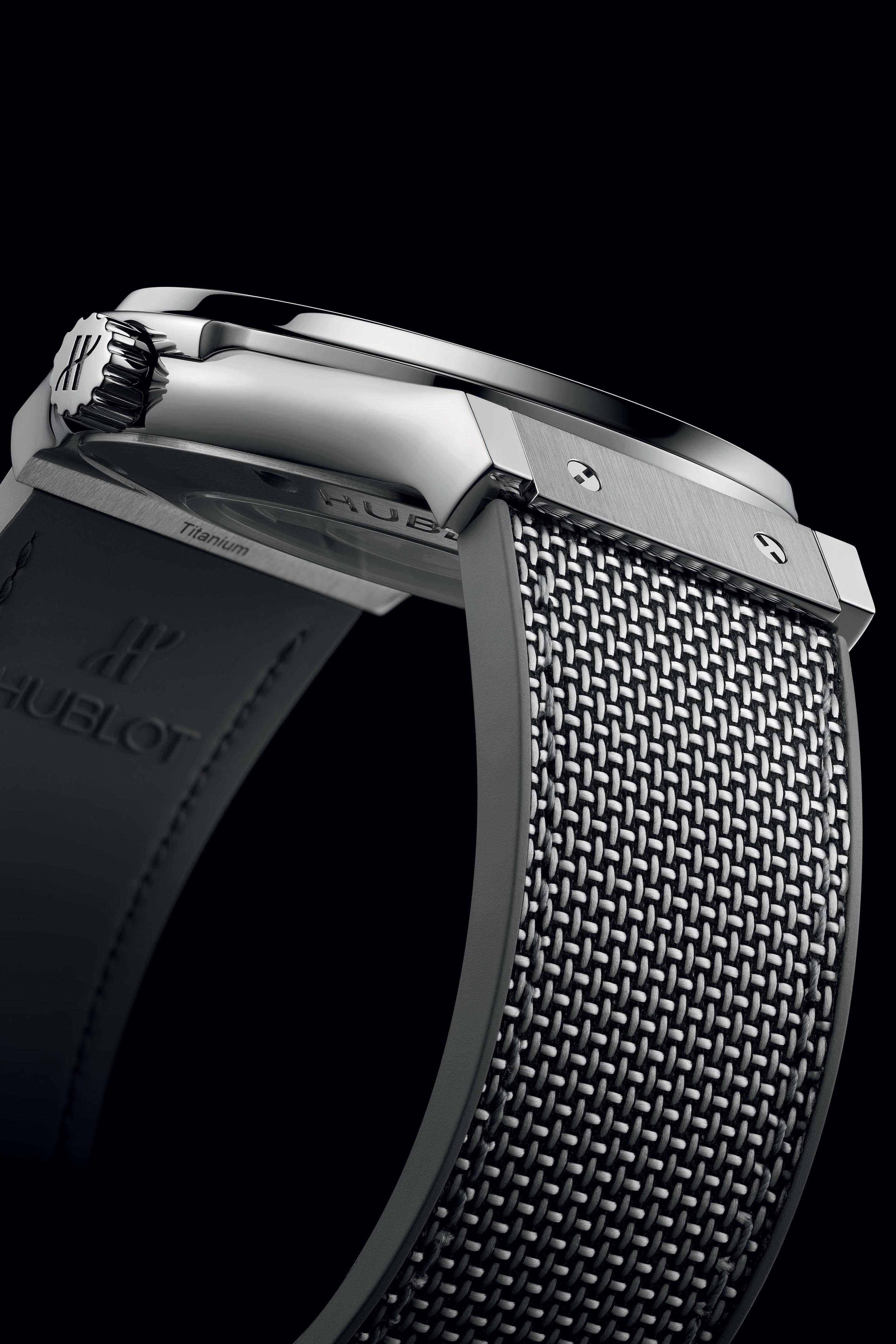 Hublot Classic Fusion Titanium Grey