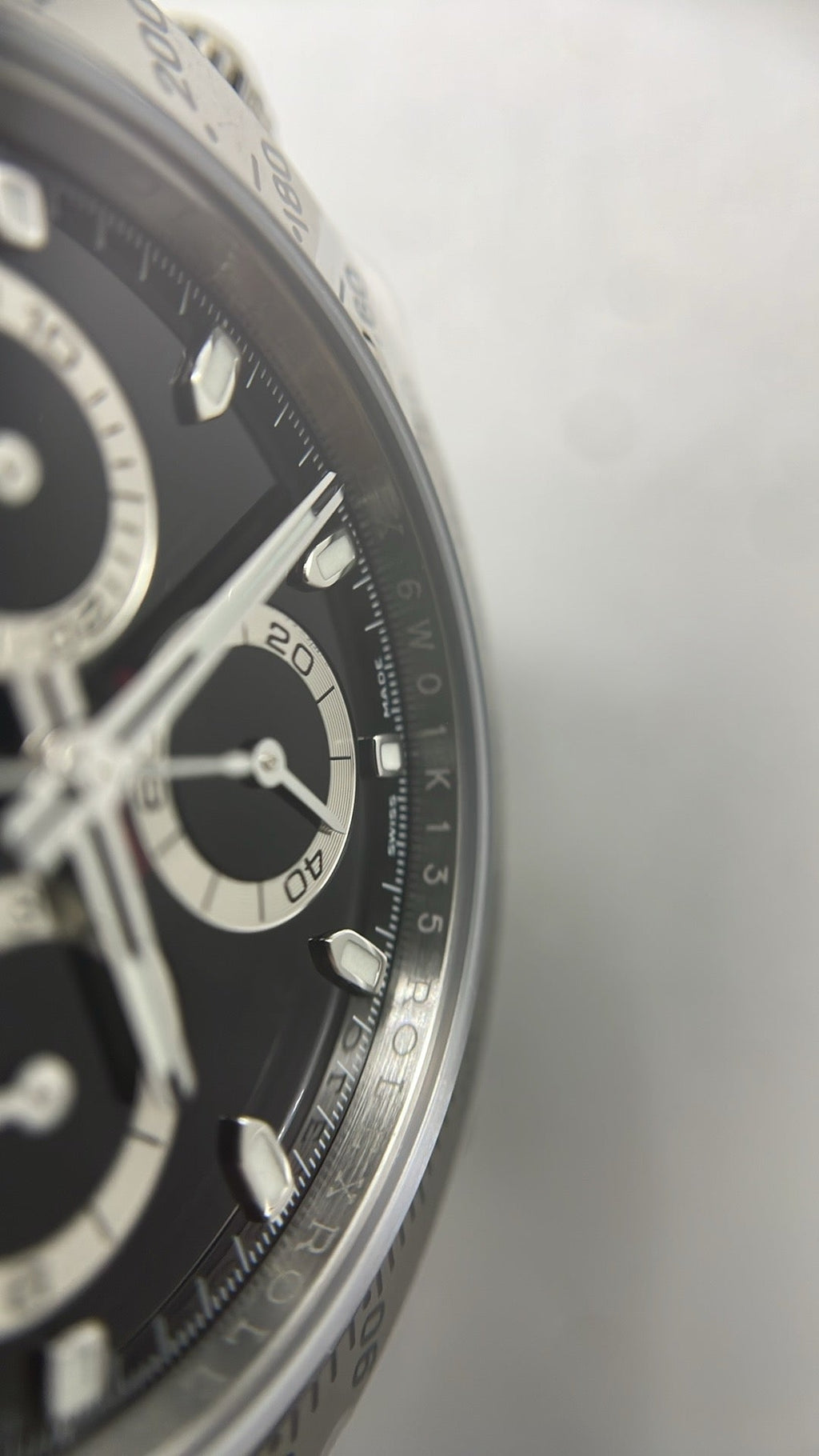 Rolex Cosmograph Daytona 40 – Black Dial VSF SUPER CLONE – 126520 – Oyster Bracelet