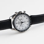 Omega Speedmaster 311.32.42.30.04.003 Silver Snoopy Apollo XIII 45th Anniversary Edition Stainless Steel White Dial Limited Edition of 1970 (2015)