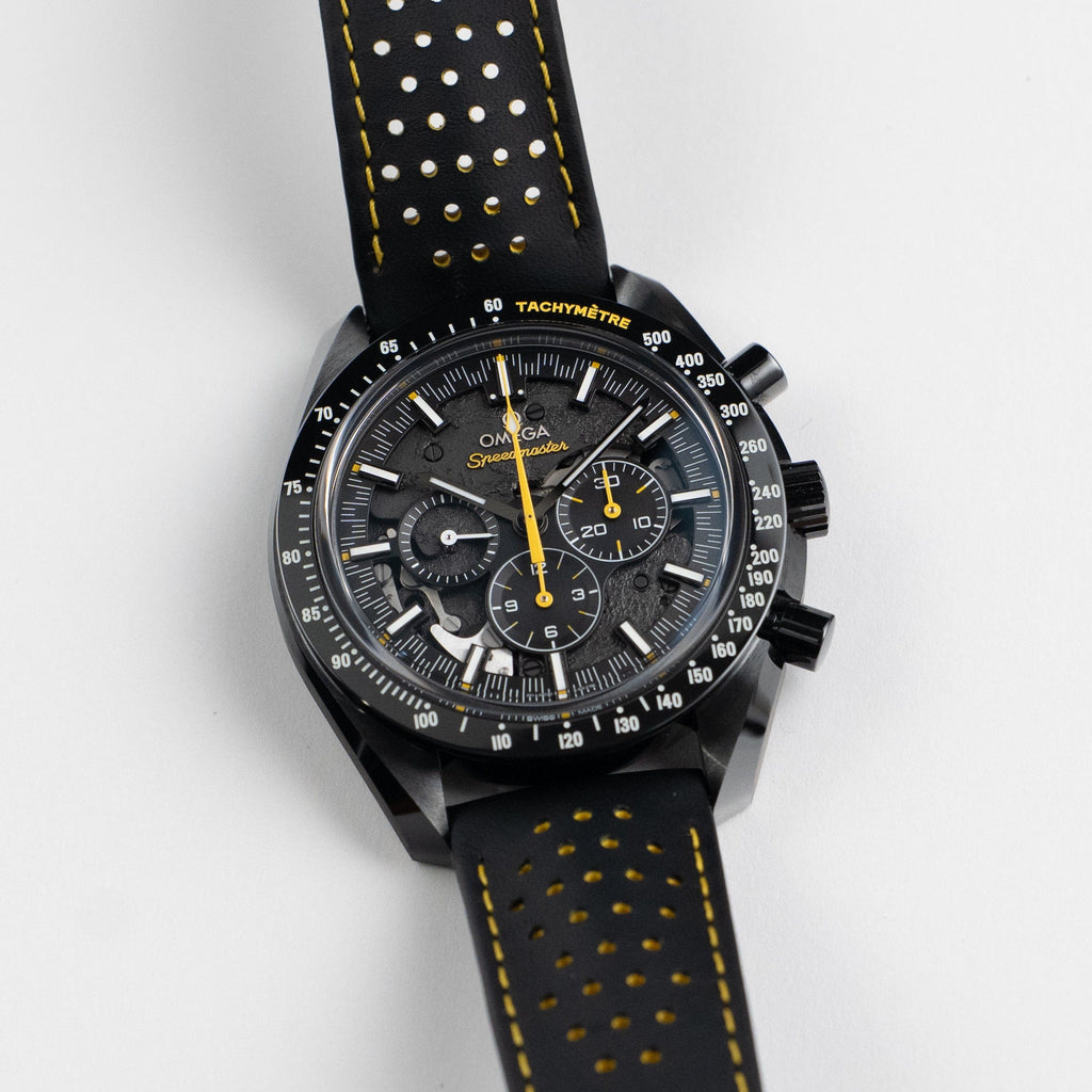 Omega Speedmaster 311.92.44.30.01.001 Dark Side of the Moon Apollo 8 Edition Black Ceramic Black Dial (2021)
