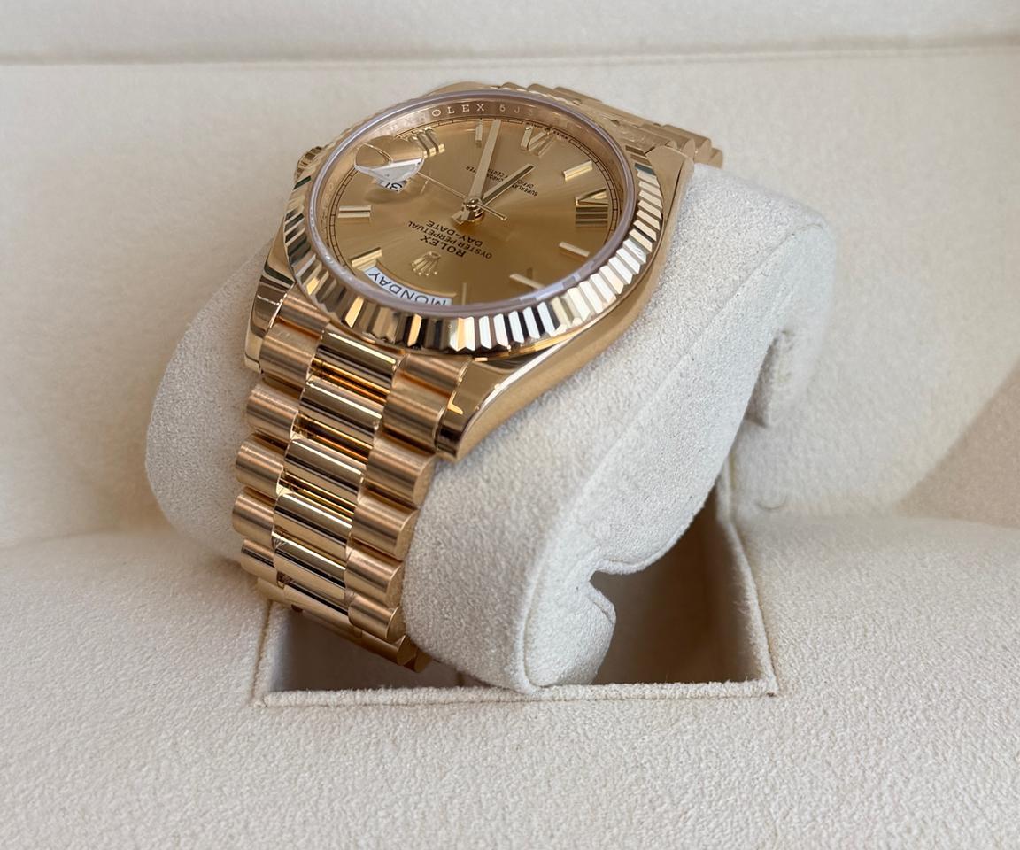 Rolex DayDate 40 - Yellow Gold